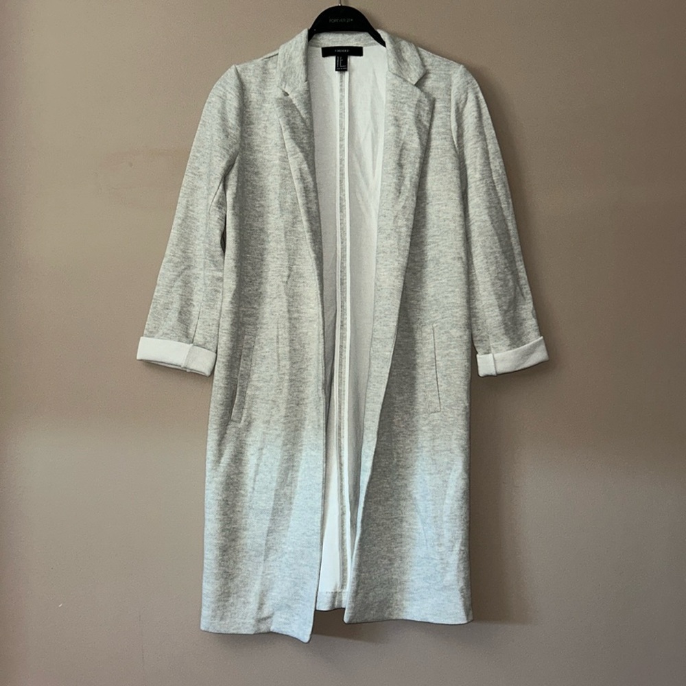Forever 21 Women’s gray fleece long line blazer.